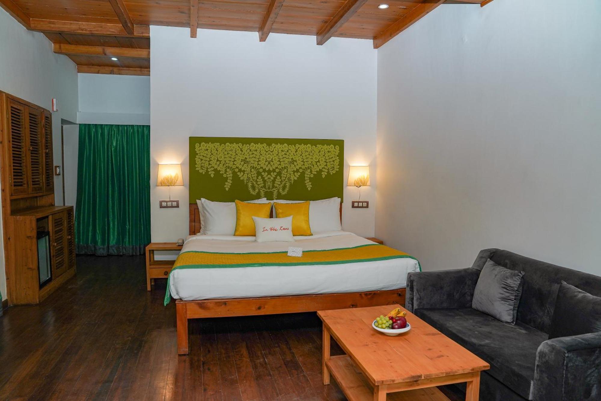 Zone Connect By The Park, Manali Hotell Exteriör bild