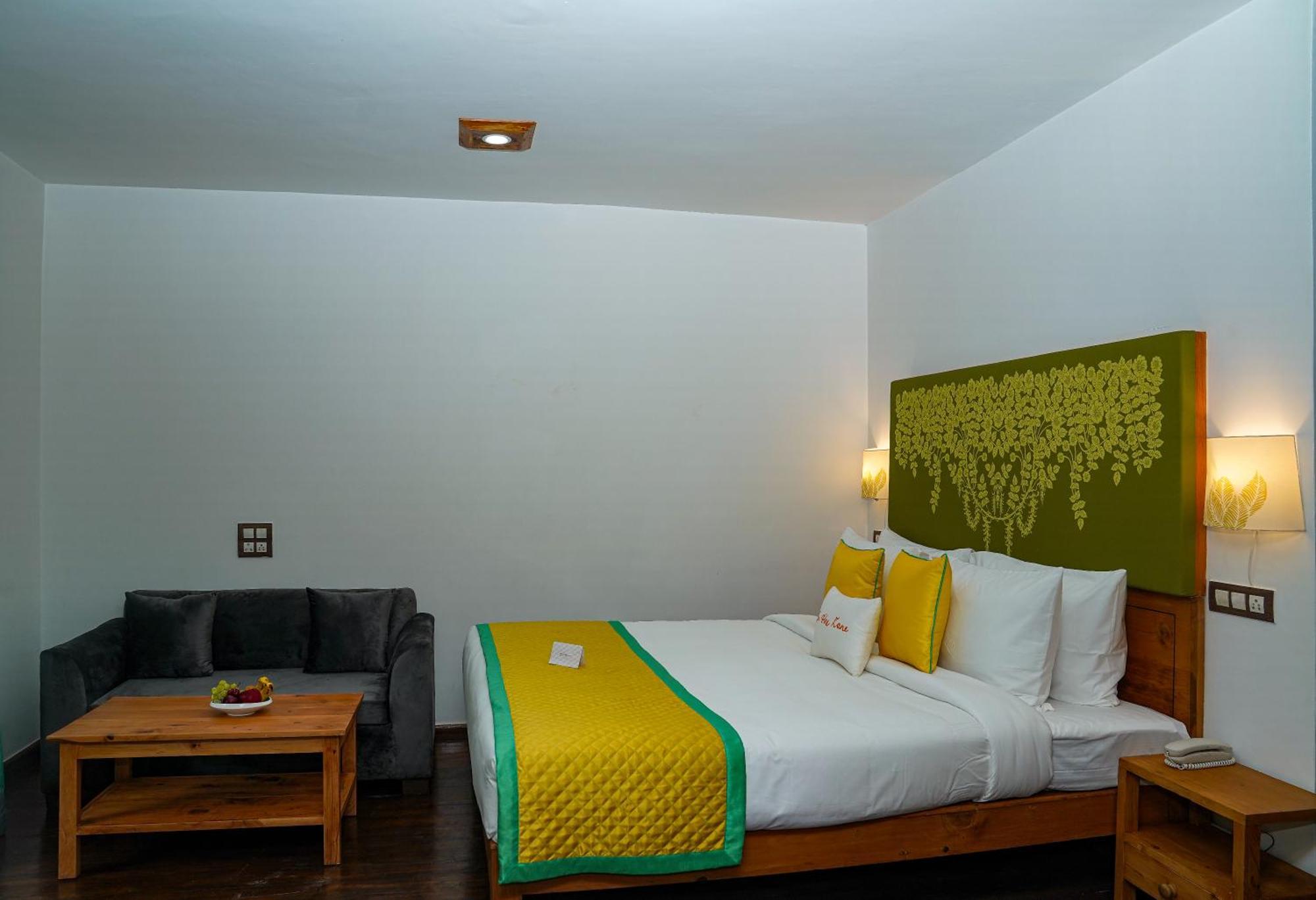 Zone Connect By The Park, Manali Hotell Exteriör bild