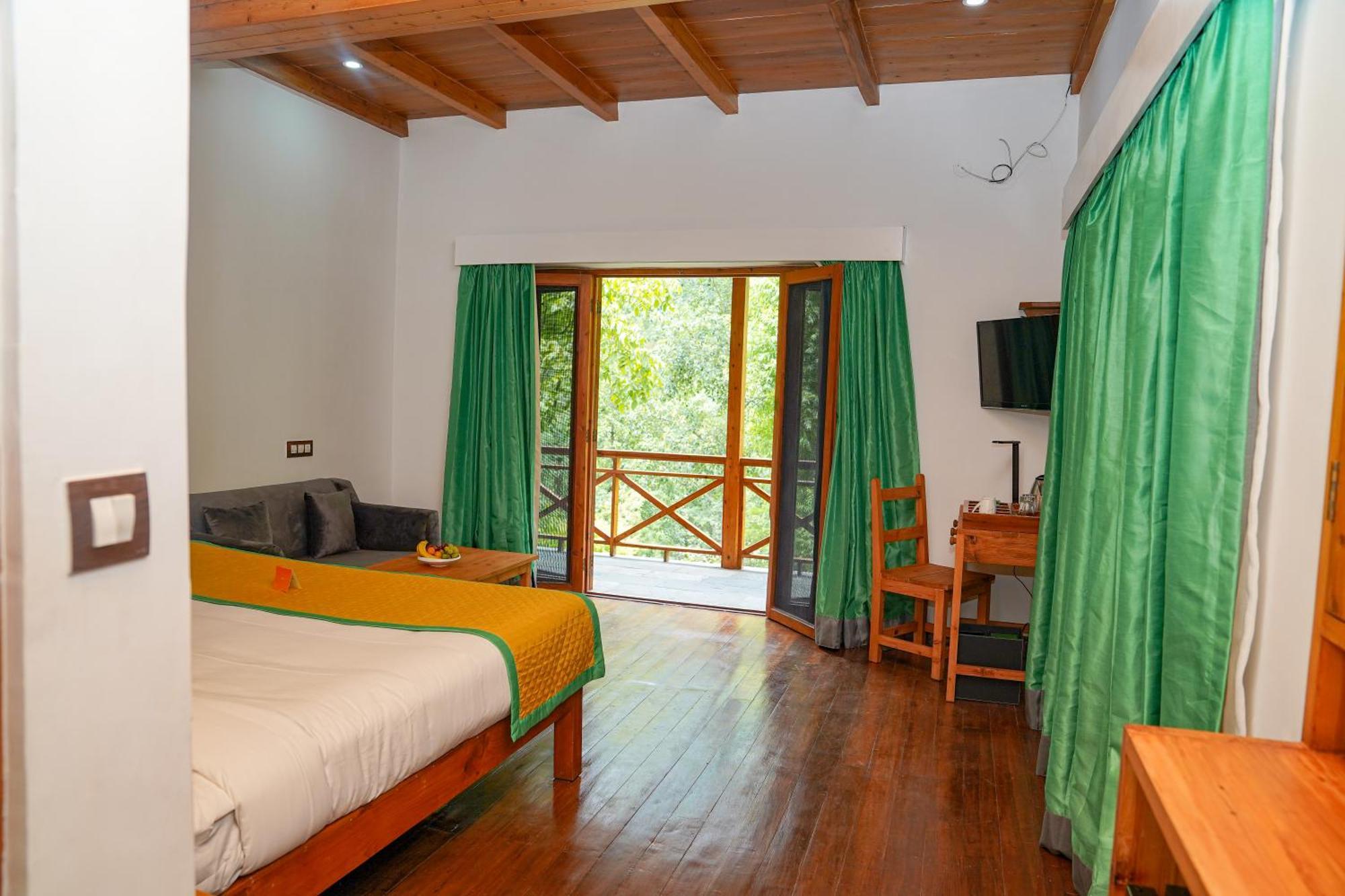 Zone Connect By The Park, Manali Hotell Exteriör bild