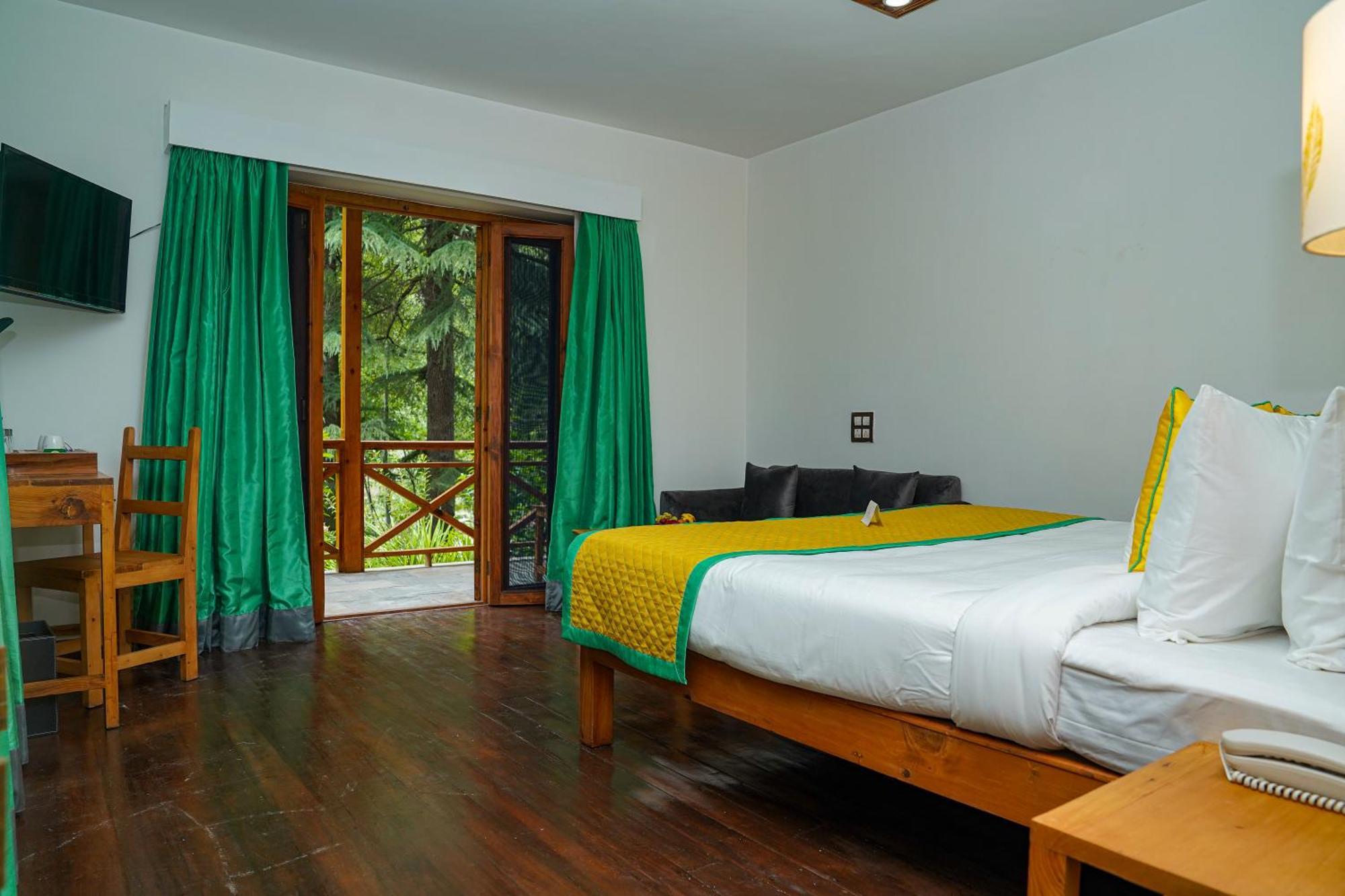 Zone Connect By The Park, Manali Hotell Exteriör bild