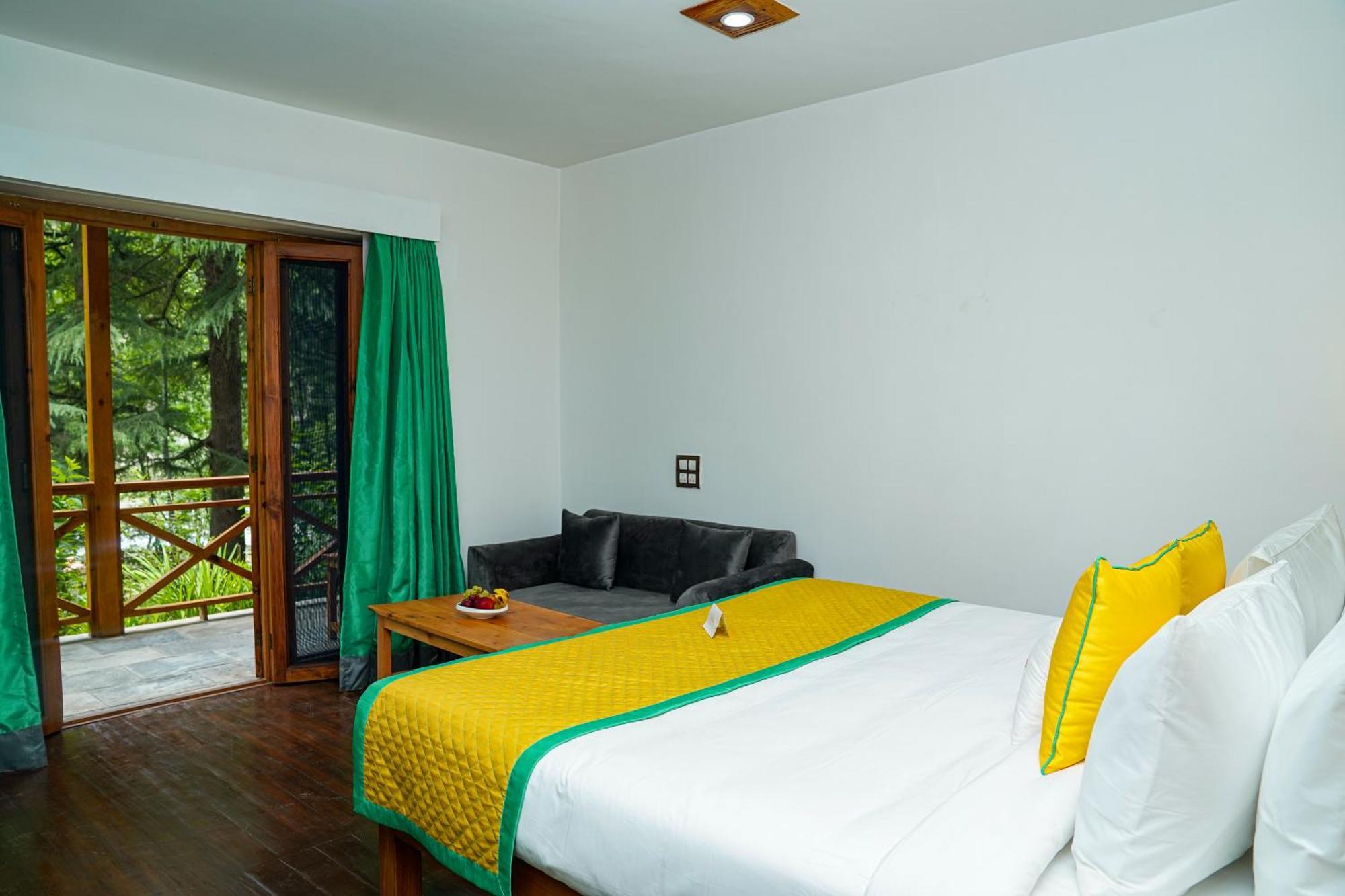 Zone Connect By The Park, Manali Hotell Exteriör bild