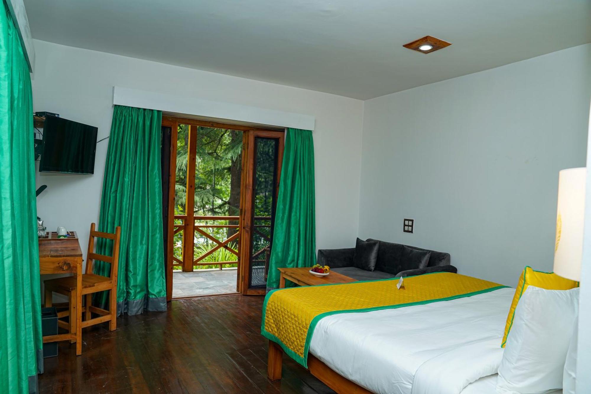 Zone Connect By The Park, Manali Hotell Exteriör bild