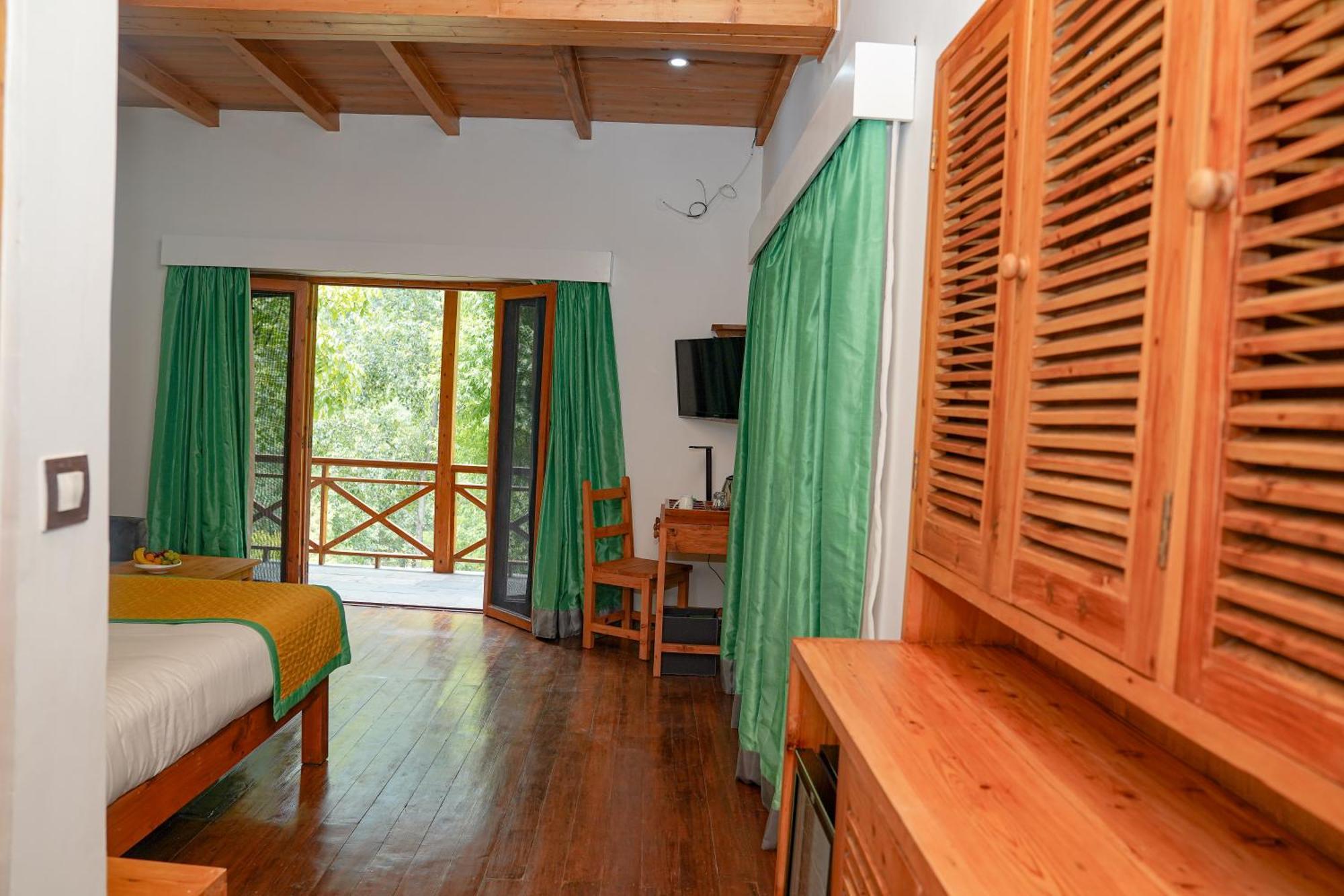Zone Connect By The Park, Manali Hotell Exteriör bild