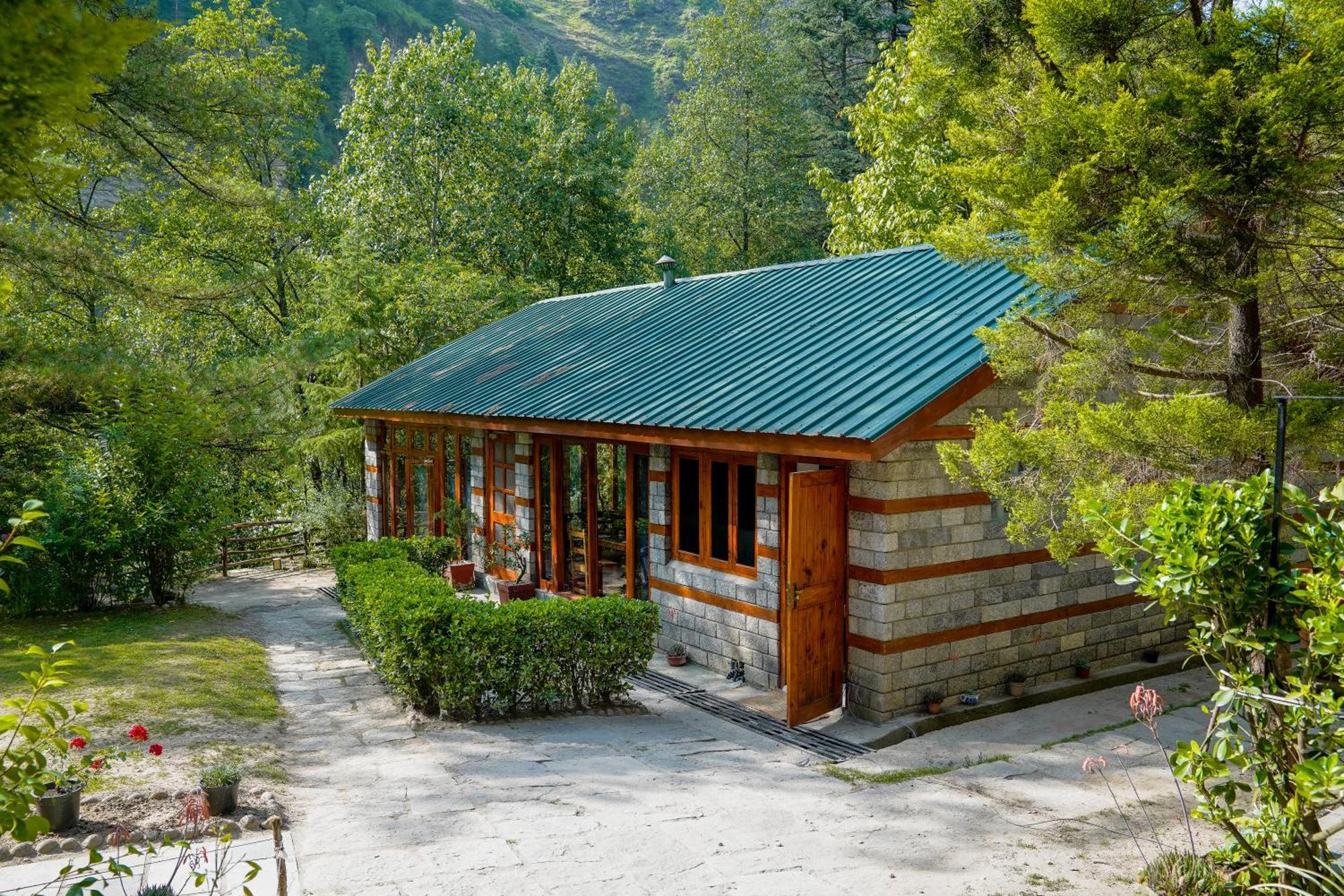 Zone Connect By The Park, Manali Hotell Exteriör bild