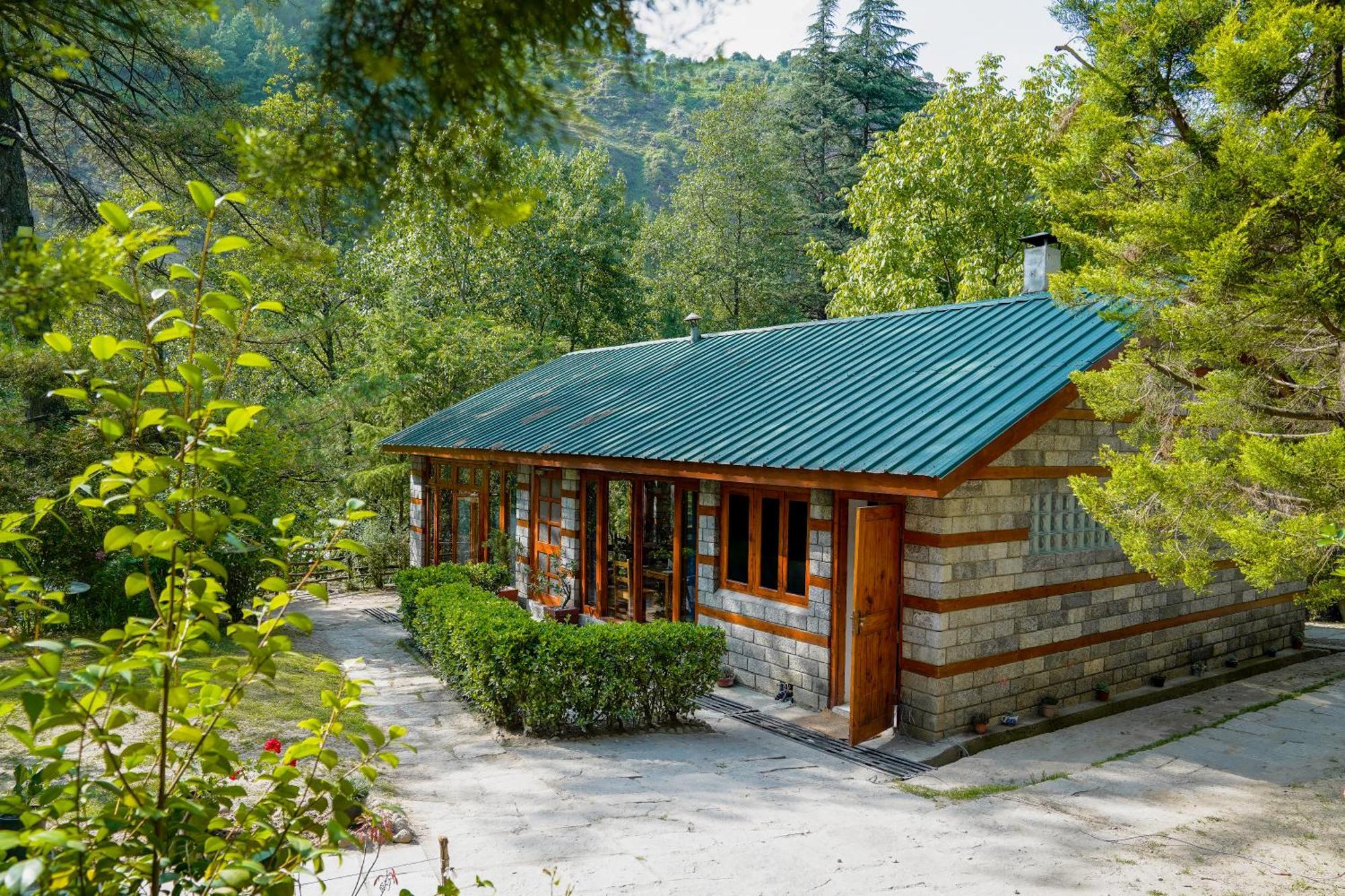 Zone Connect By The Park, Manali Hotell Exteriör bild