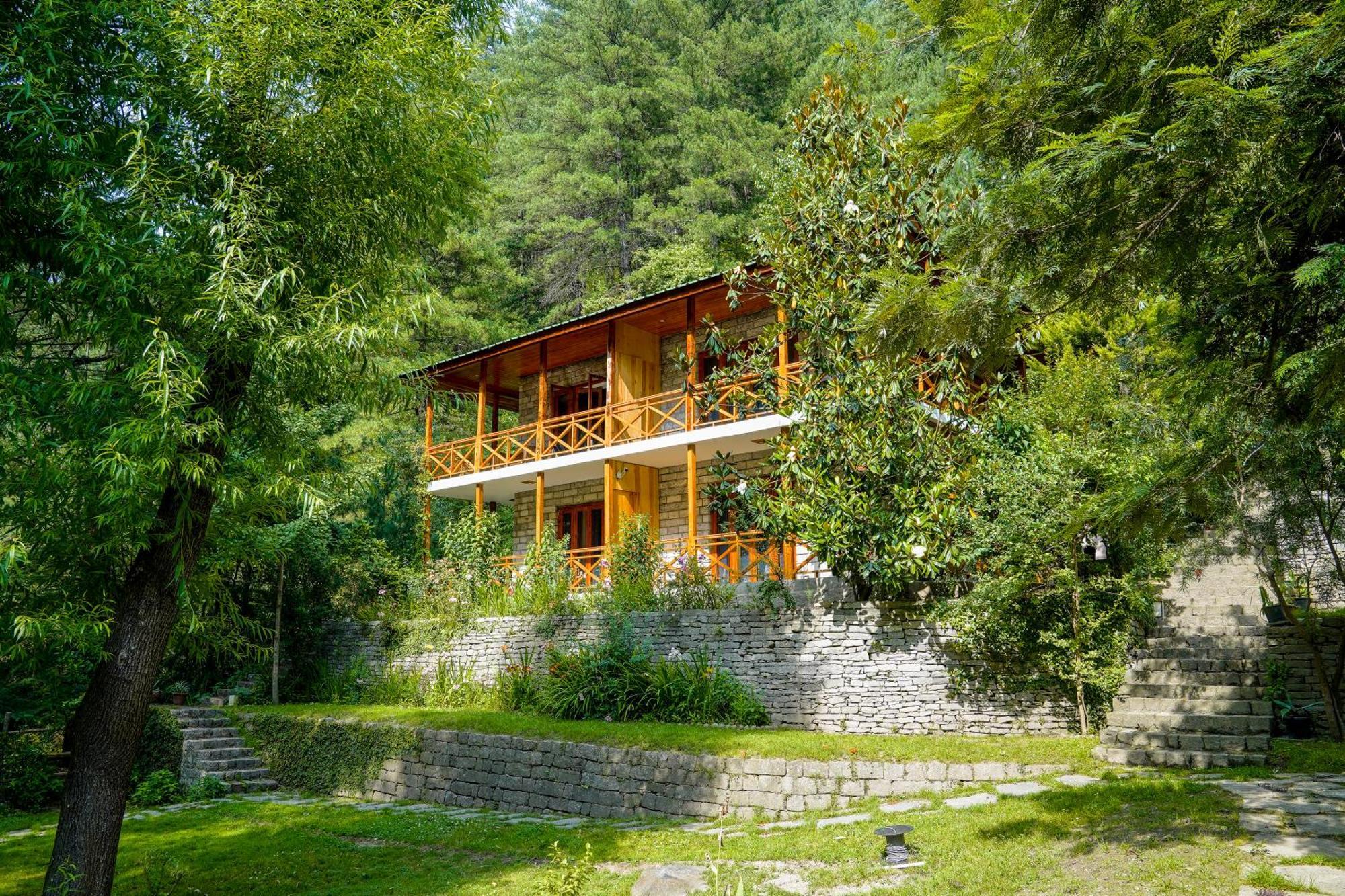 Zone Connect By The Park, Manali Hotell Exteriör bild